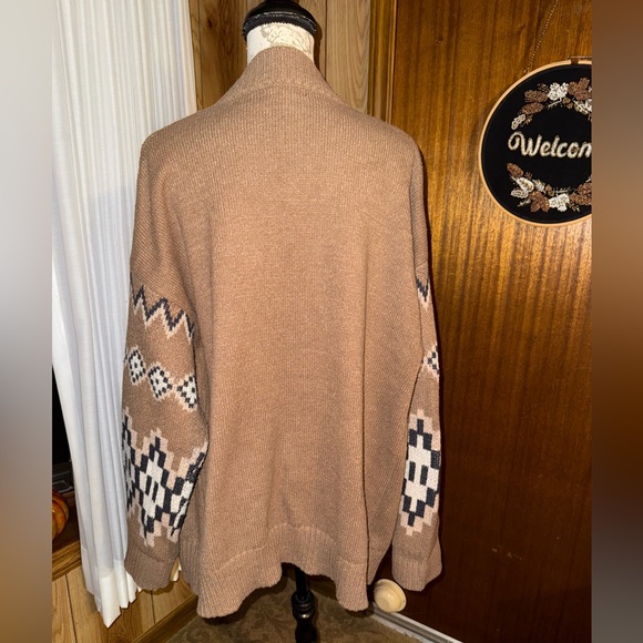 Oversized Aztec cardigan - Picture 6 of 7